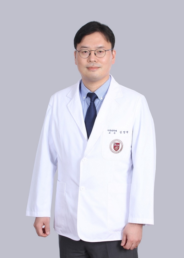김양현 교수