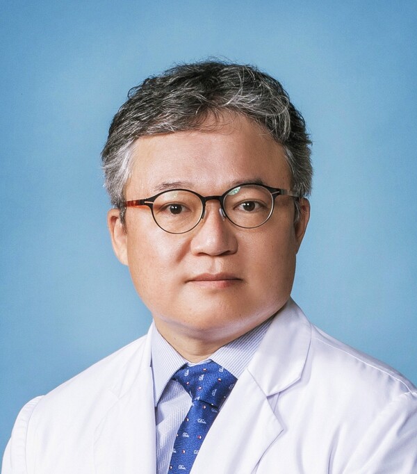                           박영석 교수