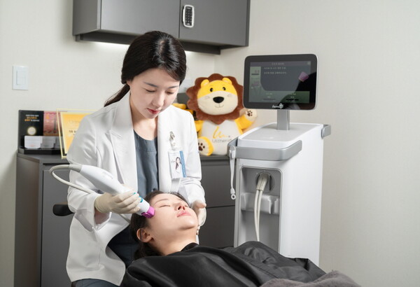 에이비피부과 신희지 원장