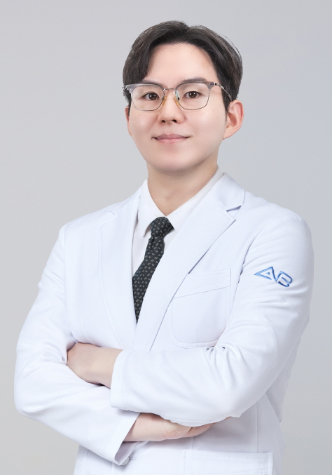 강남 에이비피부과 박정현 원장