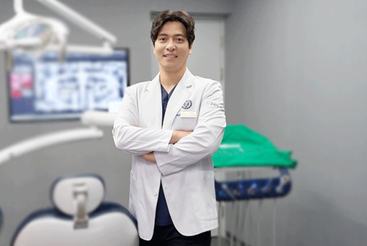 고르다치과의원 강남점 고상훈 대표원장