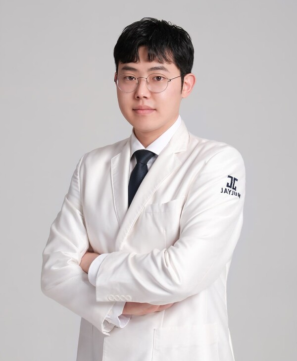 제이준성형외과 박철흠 원장