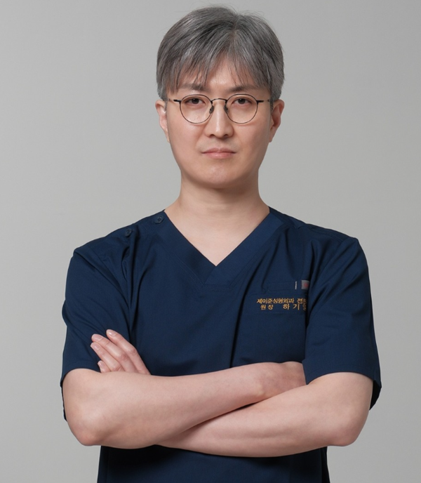 제이준성형외과 하기영 원장