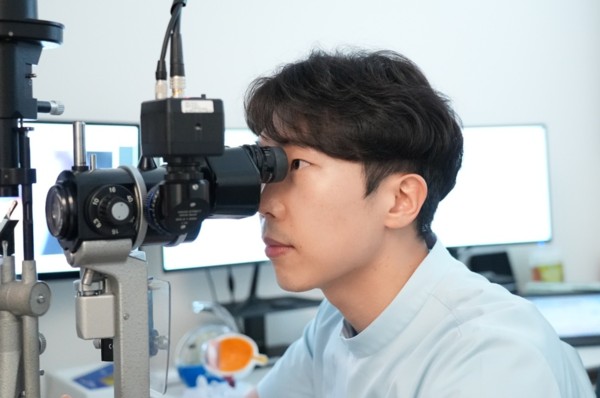 천안나안과 박홍현 원장