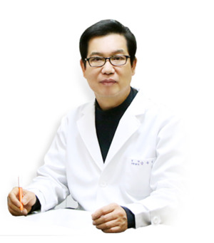 가을 환절기 '속건조'ㆍ피부결 고민...피부과 스킨부스터 선택 시 살펴볼... - 뉴스 썸네일 이미지